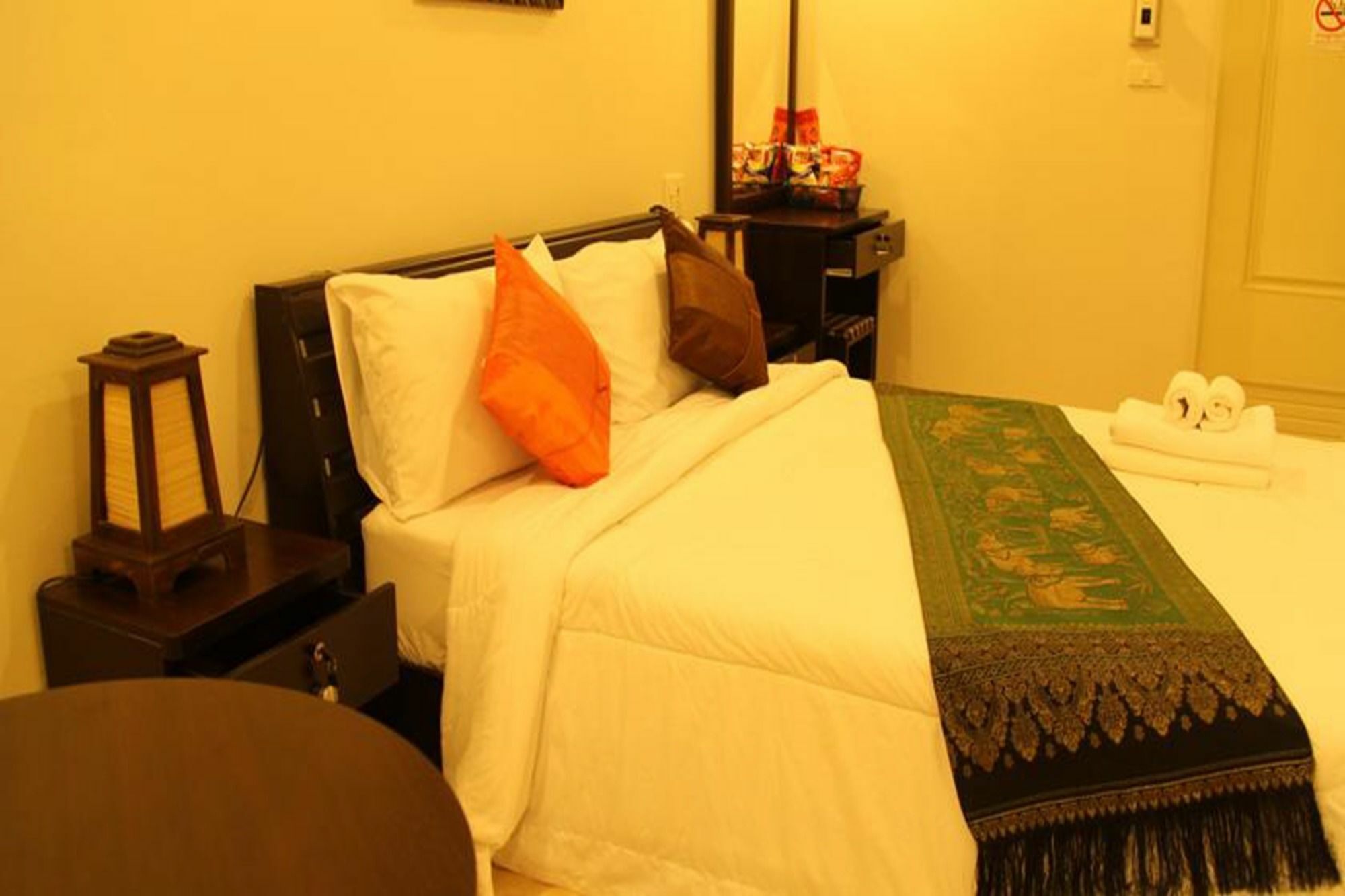 Nan Thara Place Buitenkant foto