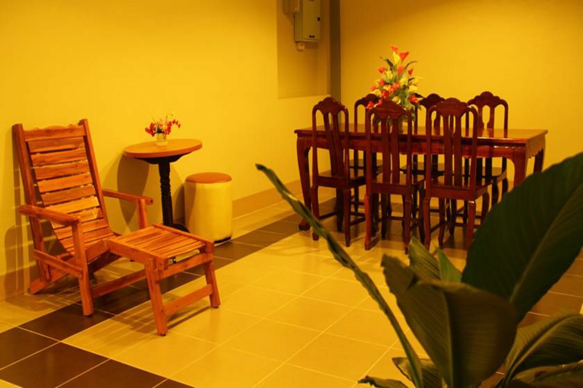 Nan Thara Place Buitenkant foto